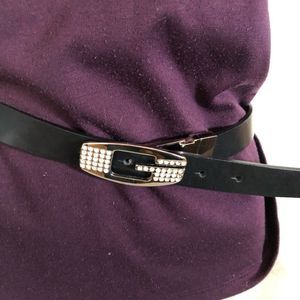 Guess thin belt bling buckle